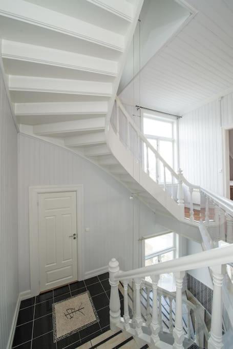 Enter Tromso - Exclusive 4 Bedroom Villa Екстер'єр фото