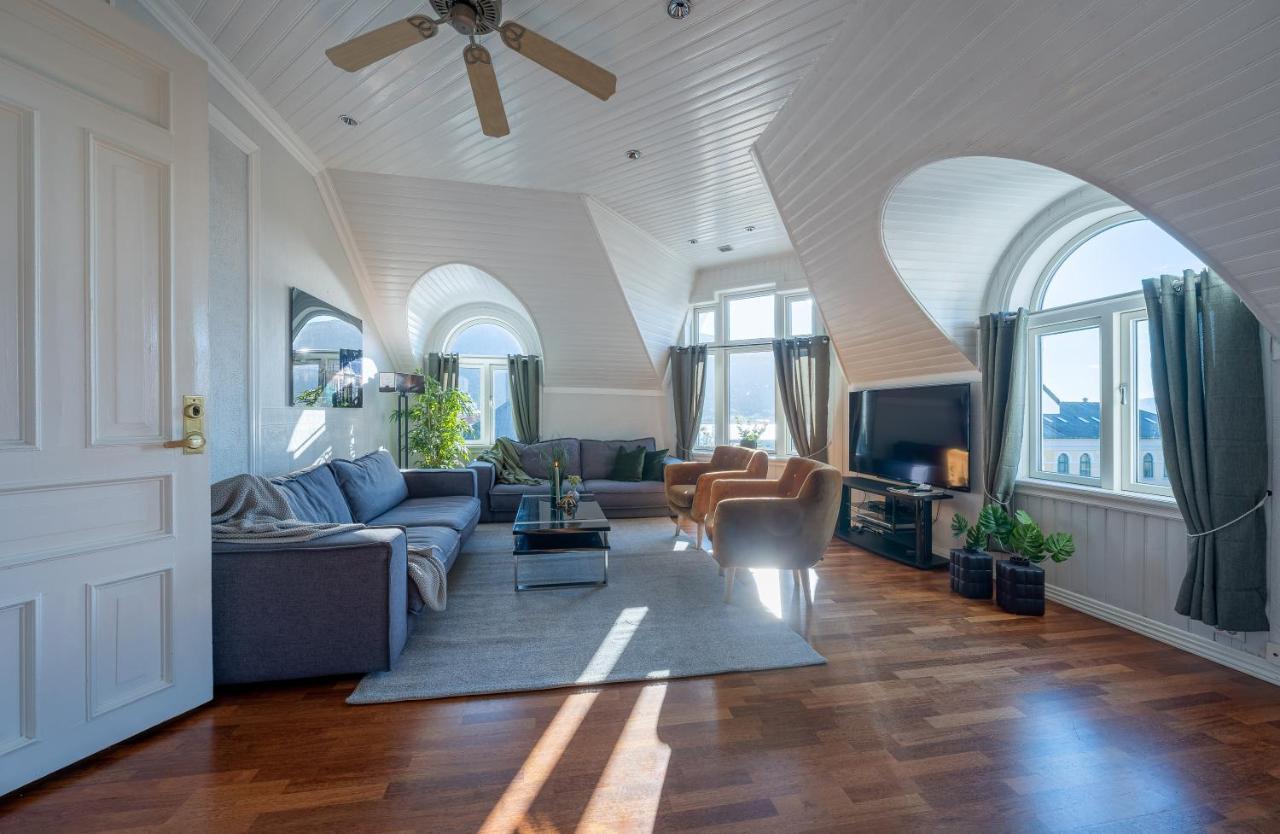 Enter Tromso - Exclusive 4 Bedroom Villa Екстер'єр фото